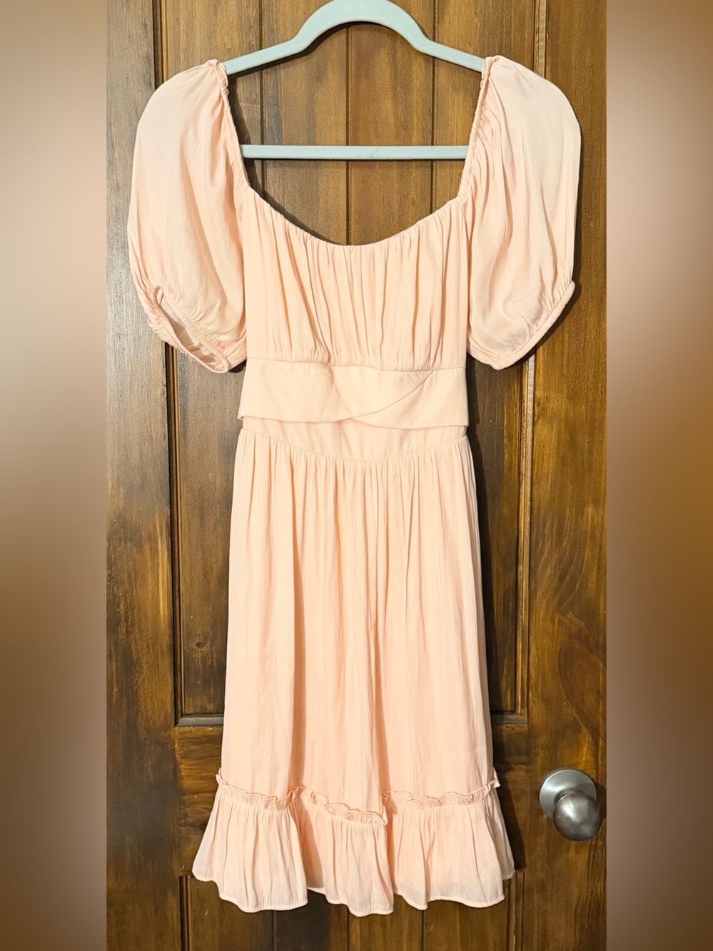 Light pink Puff Puff-Sleeve Midi Dress